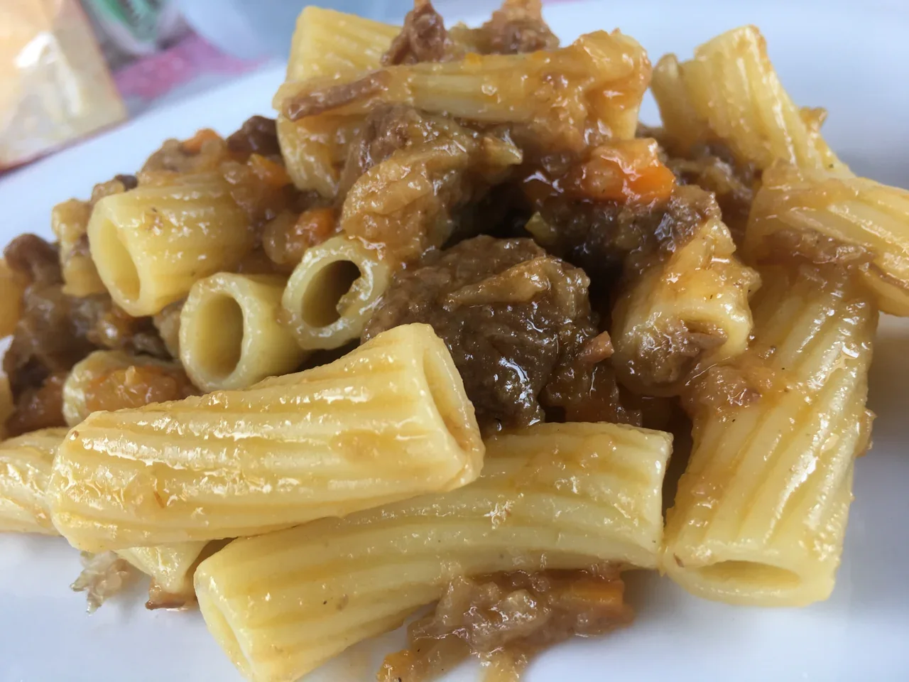 Archive view of Rigatoni alla Vaccinara plated at Davanti