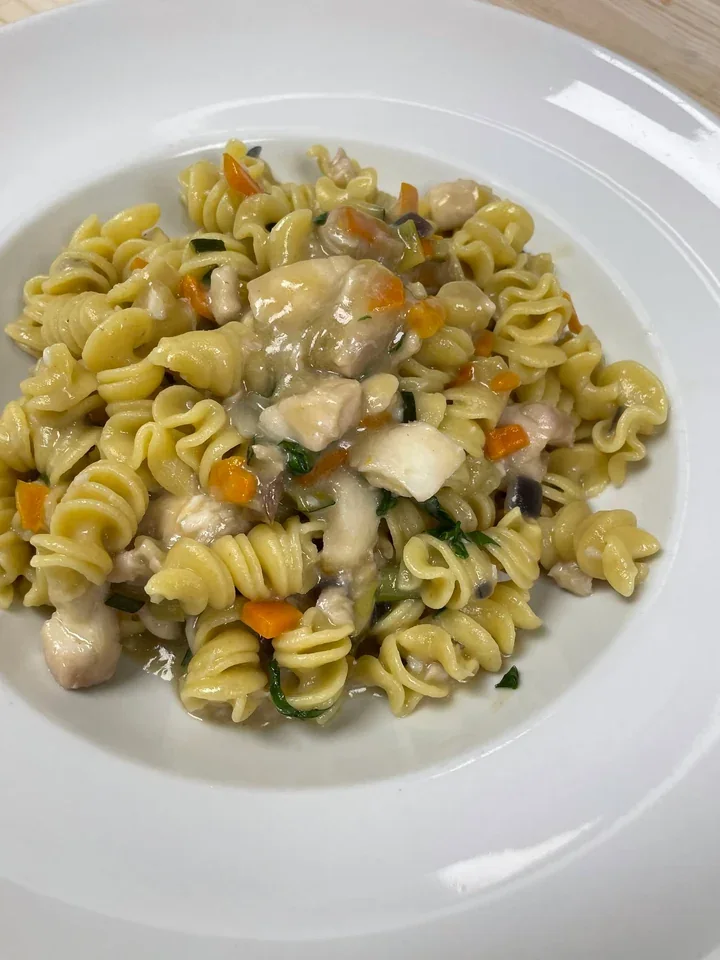 Archive view of Fusilli con Ragù Bianco di Pesce plated at Davanti