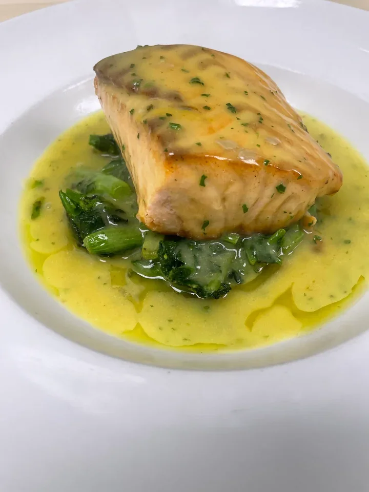 Archive view of Salmone Reale in Salsa di Zafferano plated at Davanti