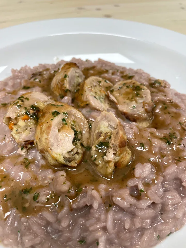 Archive view of Risotto al Vino Rosso e Petto di Quaglia Ripieno plated at Davanti