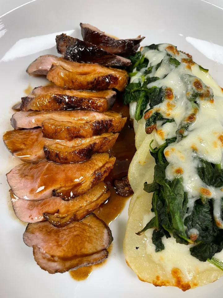Archive view of Petto di Anatra al Balsamico plated at Davanti
