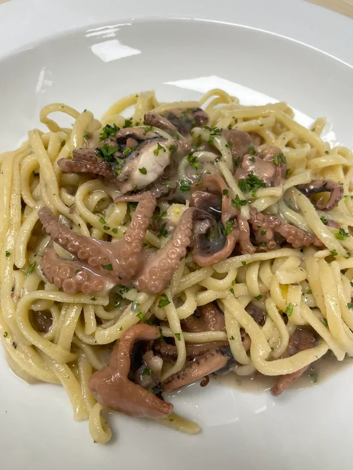 Archive view of Linguine con Moscardini (Baby Octopus) e Crema di Patate plated at Davanti