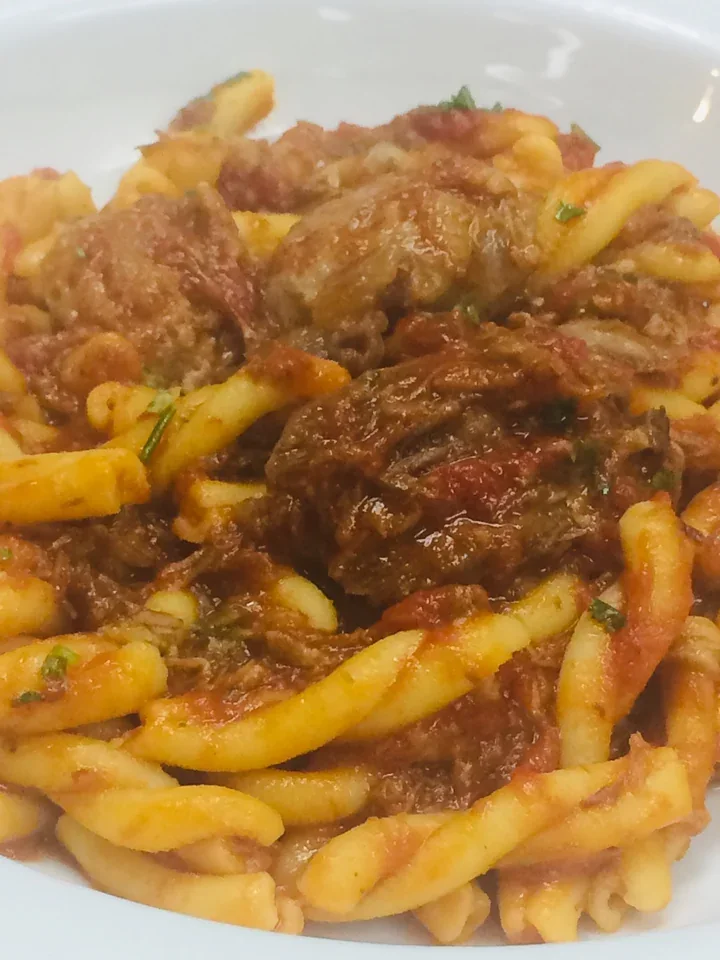 Archive view of Casarecce al Sugo di Costine (tracchiolelle) alla Napoletana plated at Davanti