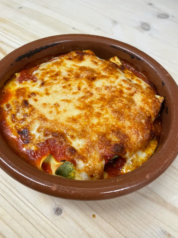 Archive view of Cannelloni alla Fiorentina plated at Davanti