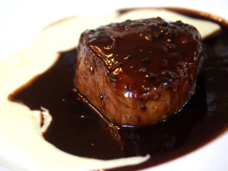Archive view of Filetto di Manzo con Salsa di Amarone plated at Davanti