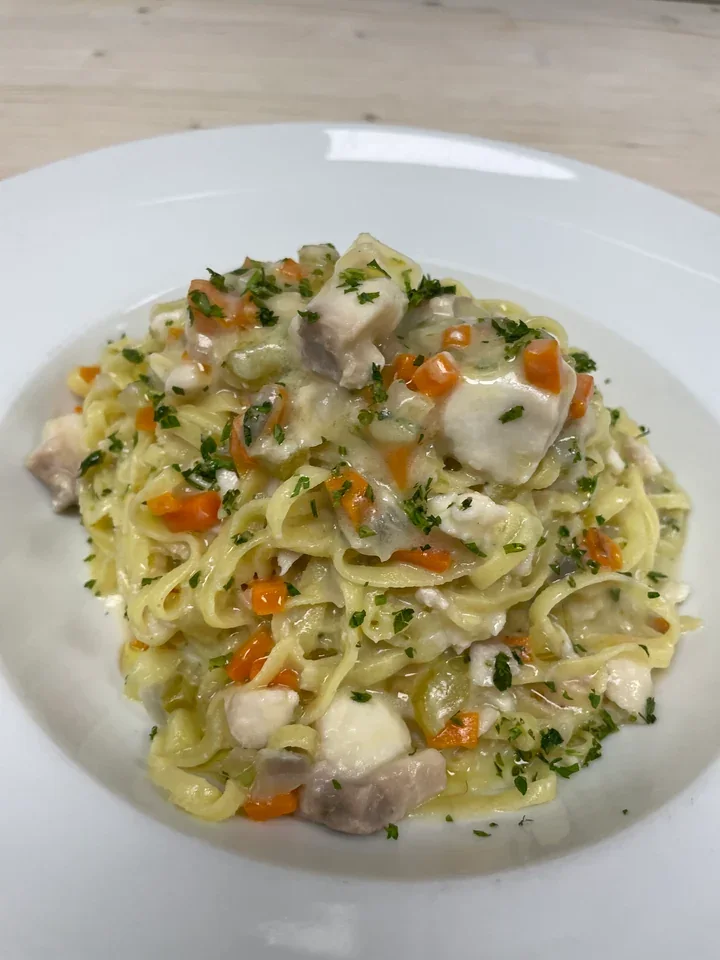 Archive view of Tagliolini con Ragù Bianco di Pesce plated at Davanti