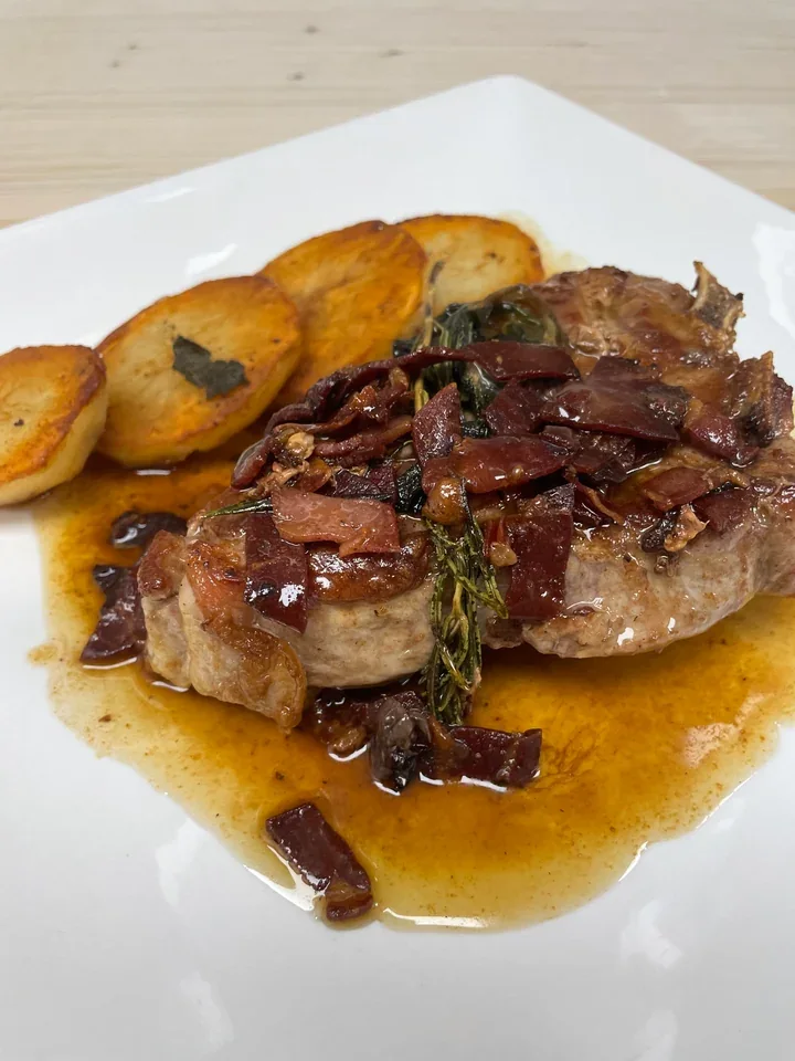 Archive view of Nodino di Vitello alla Meneghina plated at Davanti