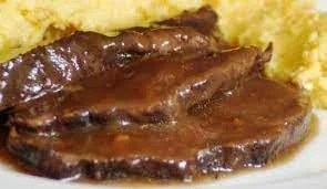 Archive view of Guancia di Vitello All’amarone plated at Davanti