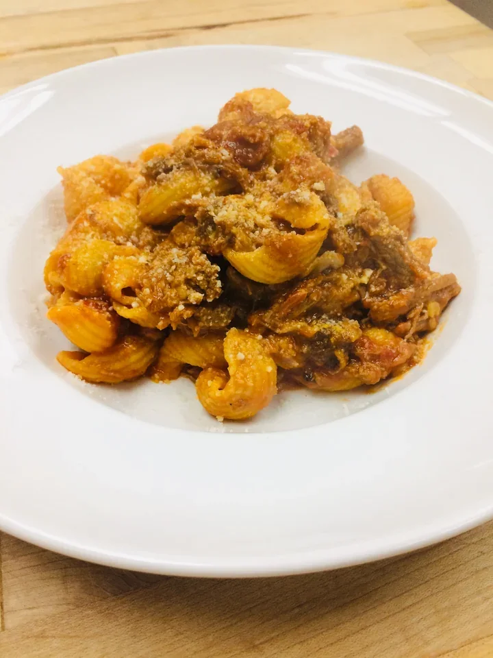 Archive view of Conchiglie con Ragù alla Barese plated at Davanti