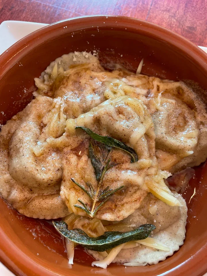 Archive view of Caicc di Breno plated at Davanti