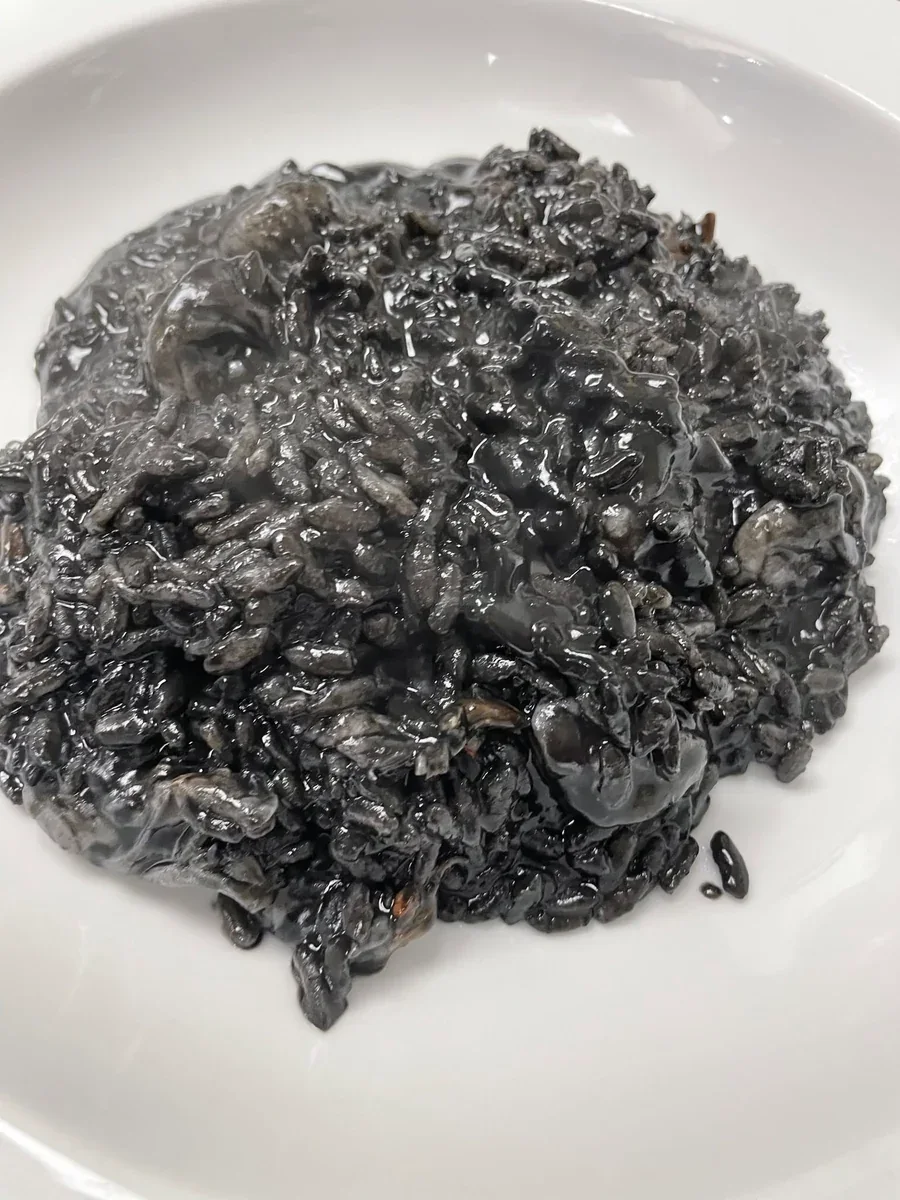 Black cuttlefish-ink risotto with shrimp at Davanti